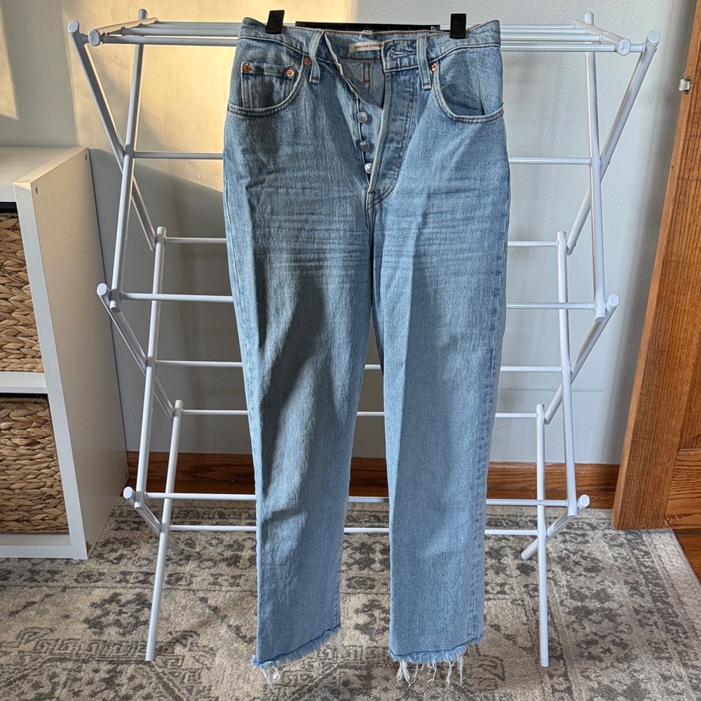 Levi's Premium Ribcage Straight Jeans in Blue